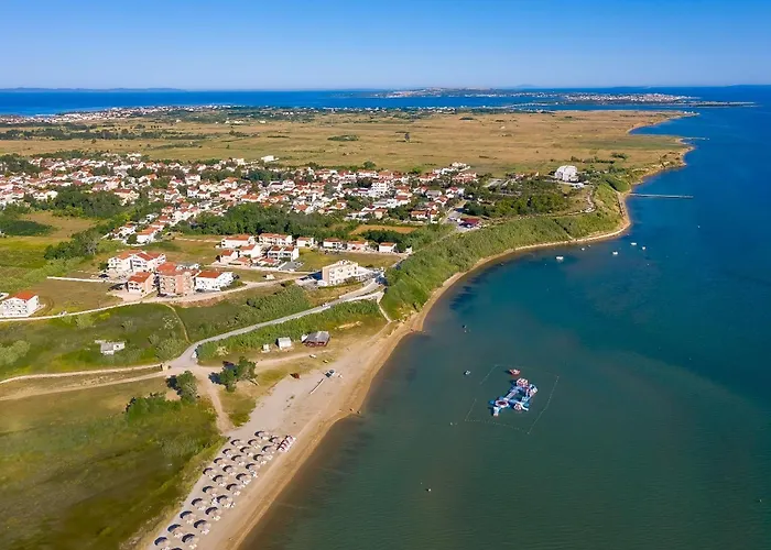 Jakov, No 1 Апартаменты Нин