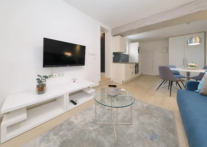 Apartmán Jakov, No 1 Nin